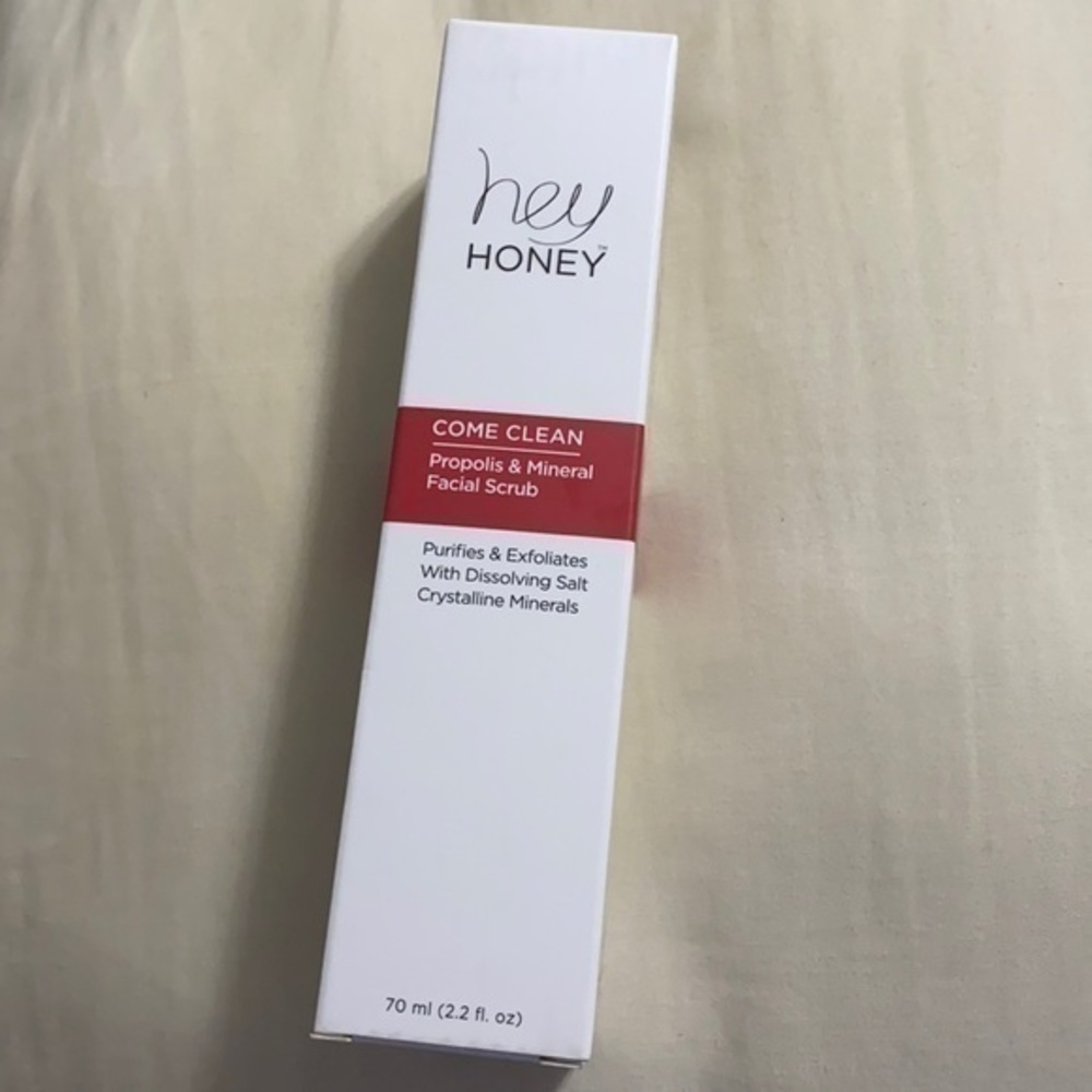 Hey Honey come clean propolis facial scrub